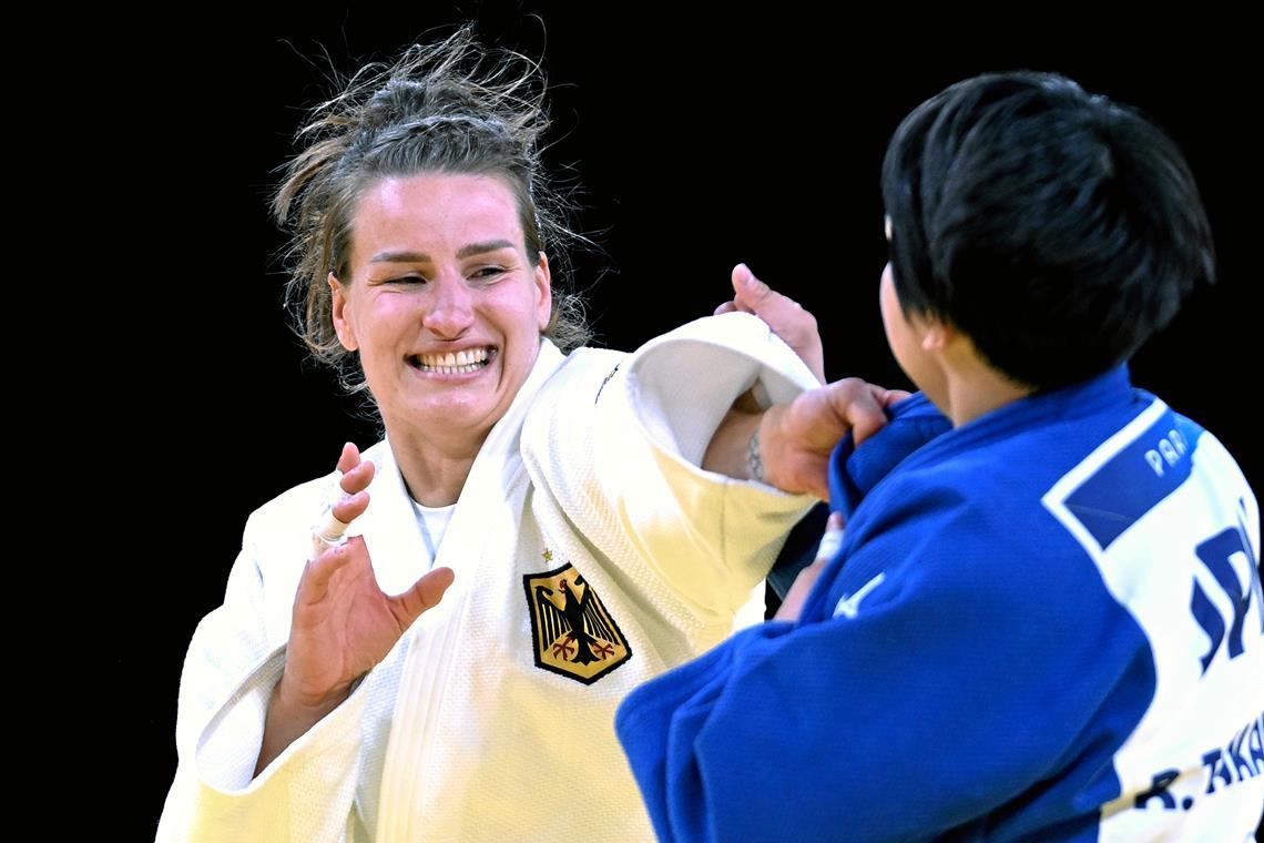 Die TSG hofft, dass Anna-Maria Wagner nach dem Härtetest beim Aufwärmen den Daumen hebt und beim Final-Four-Turnier für Backnang zupackt. Der Einsatz der olympischen Fahnenträgerin und Viertplatzierten in Paris wäre ein starkes Signal an die Konkurrenz. Foto: Imago