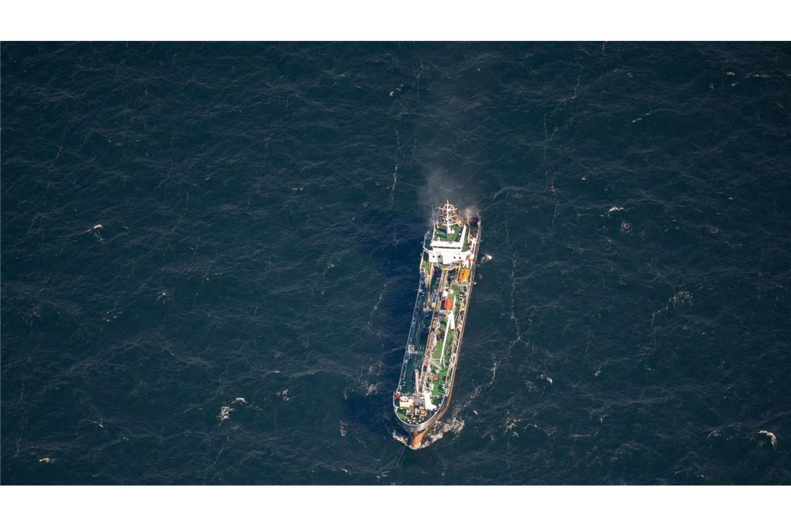 Die Ursache des Feuers auf dem Tankschiff ist noch unklar. (Archivbild)