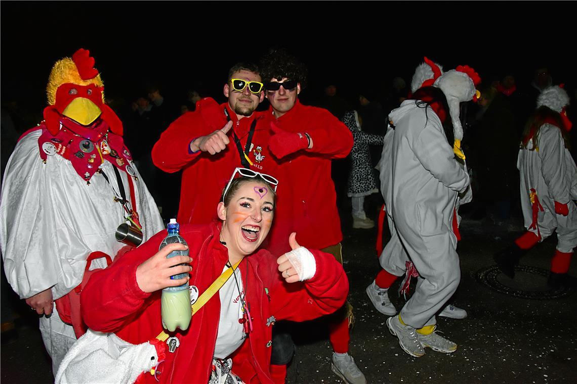 Die verrückten Hühner aus Althütte. Tolle Stimmung beim Fasching. Tausende Zusch...