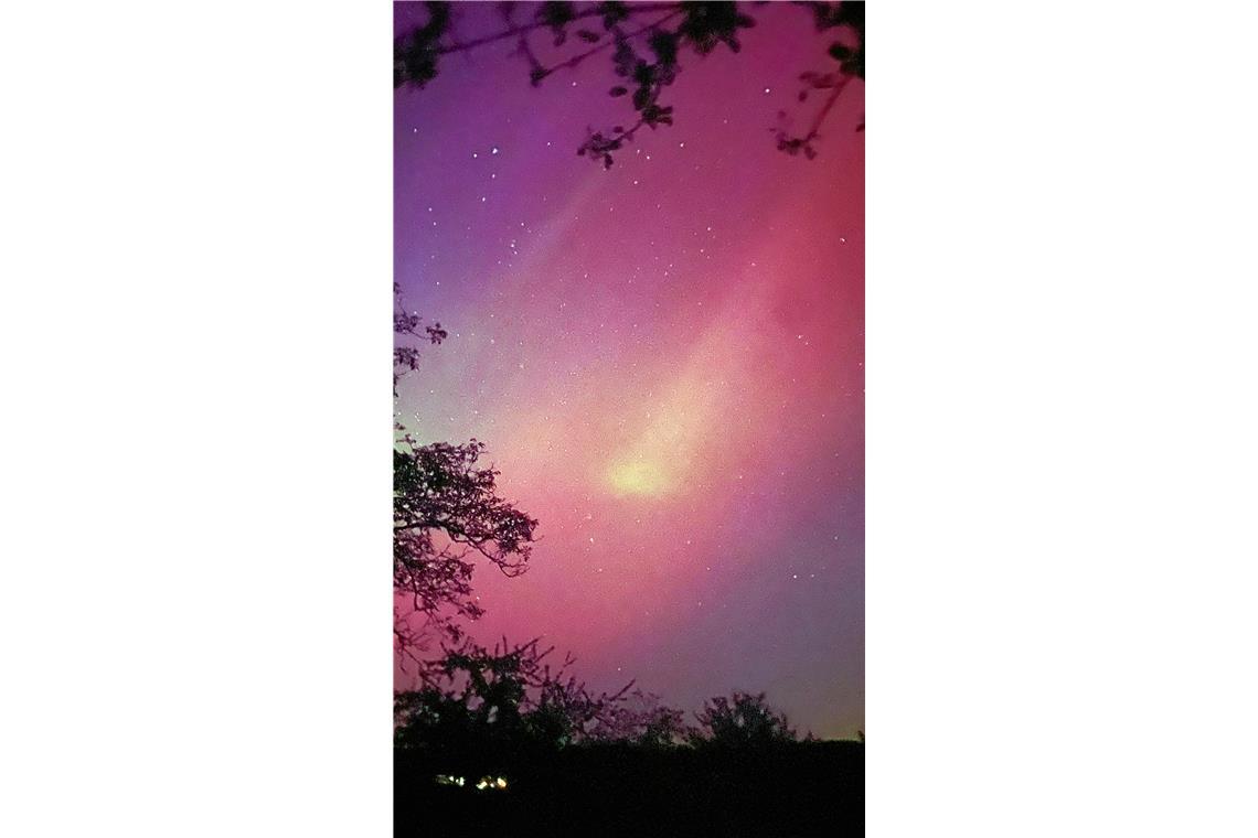 Diese Fotos aus der letzten Nacht zeigen Backnang, Erbstetten und die Burg Licht...