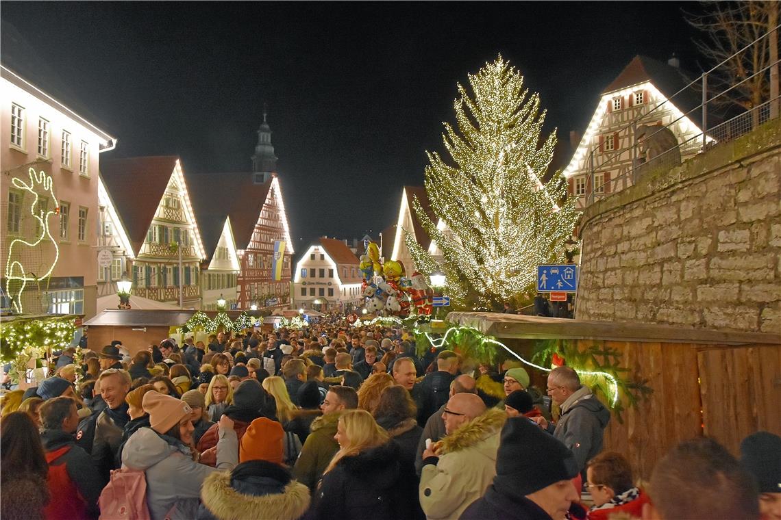 Backnanger Weihnachtsmarkt Soll In Gewohnter Form Stattfinden