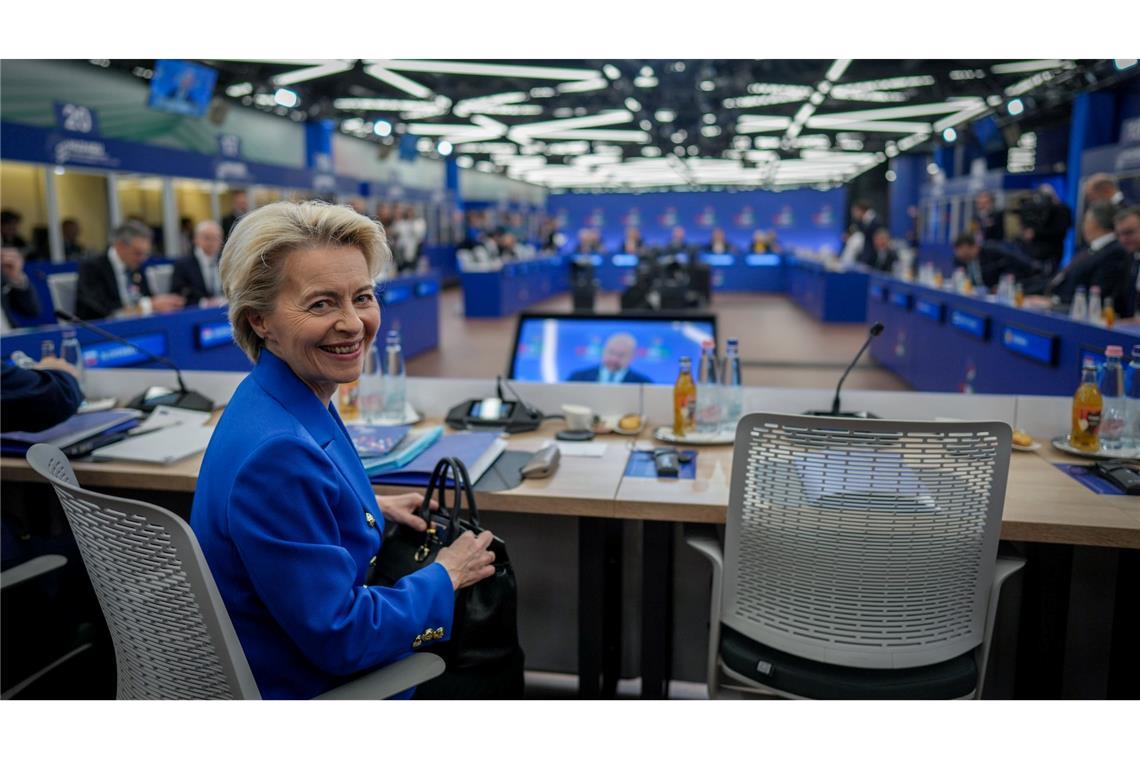 Dürfte nicht traurig sein, wenn es in ihrer Heimat schnell zu Neuwahlen kommt: EU-Kommissionspräsidentin Ursula von der Leyen.