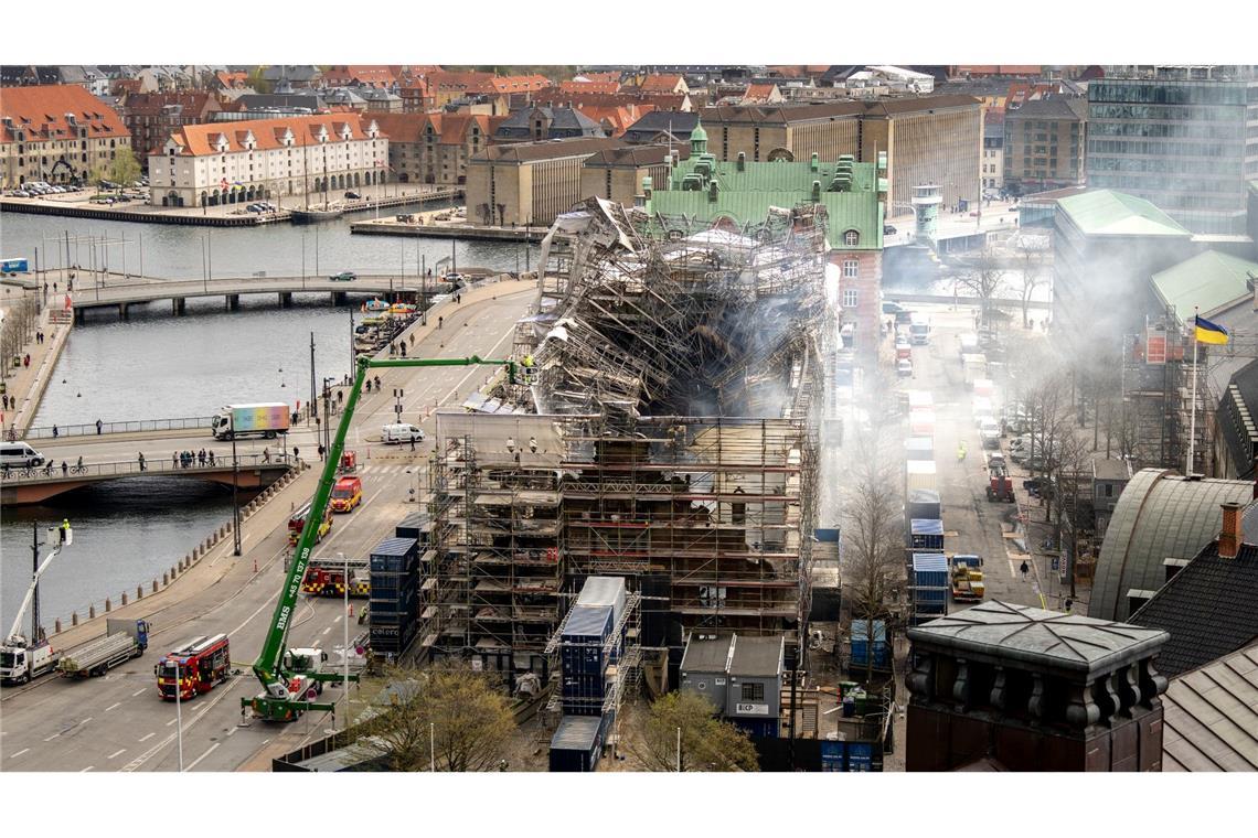Ein Blick auf die Überreste der alten Börse in Kopenhagen.