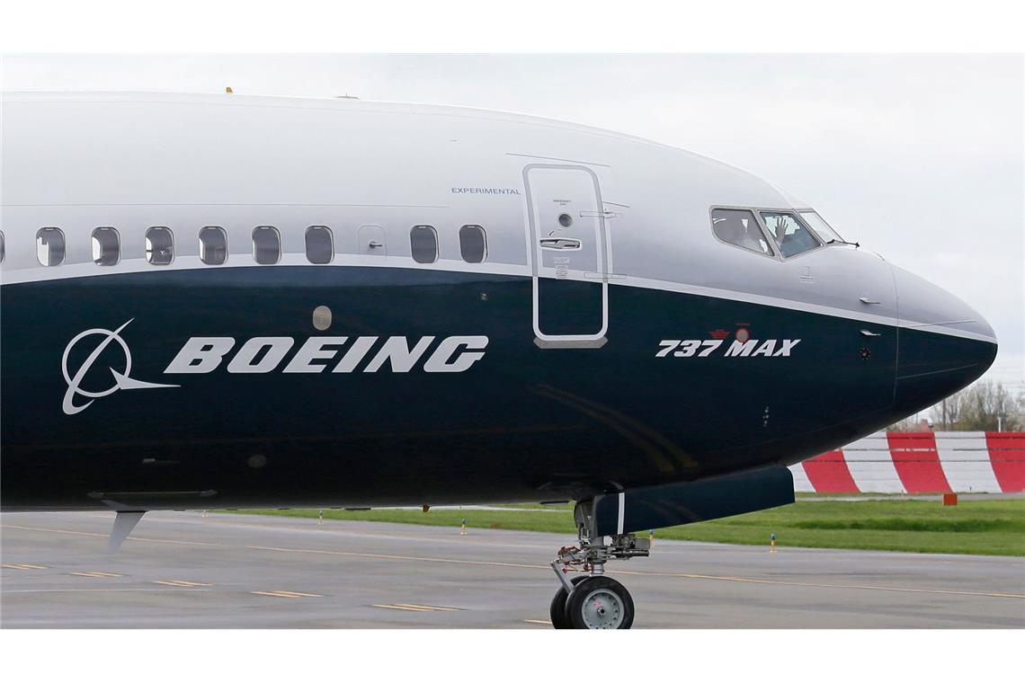 Ein Flugzeug vom Typ Boeing 737 MAX 9. Die US-Luftfahrtaufsicht FAA moniert nach Untersuchungen der Boeing-Fertigung Probleme bei der Qualitätsaufsicht.