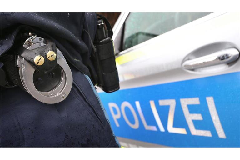 Ein Mann ist in Nürnberg nach einem Polizeischuss gestorben. (Symbolbild)