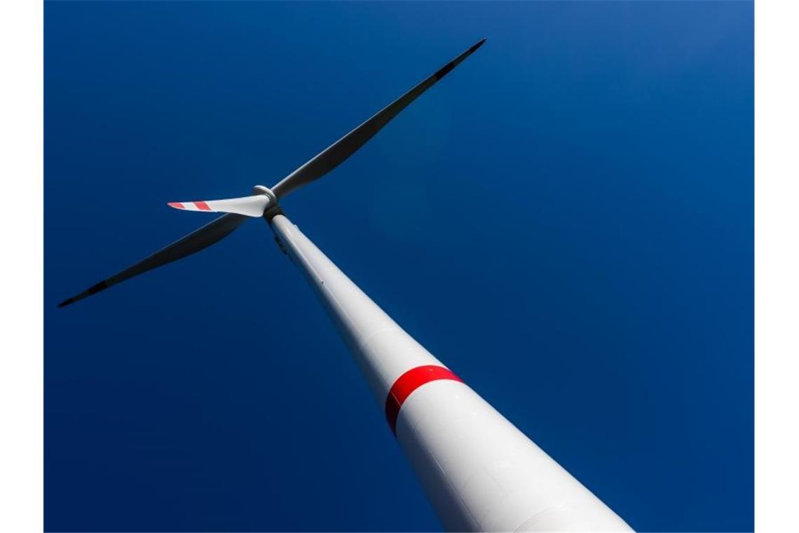 Ein Windrad eines Windparks. Foto: Philipp von Ditfurth/dpa