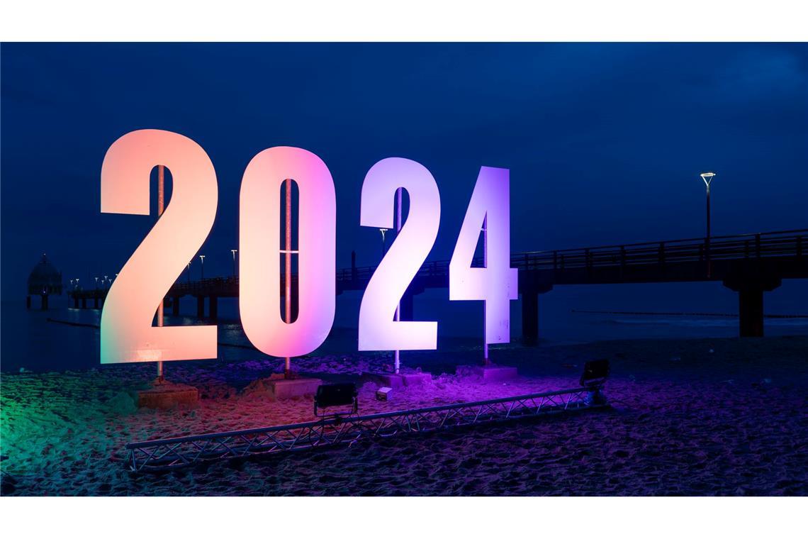 Eine "2024" Anfang des Jahres im Ostseebad Zingst.