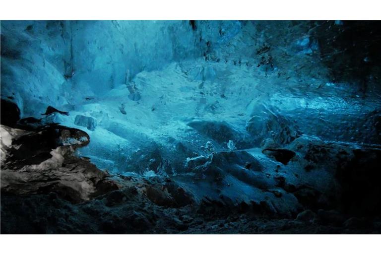 Eine Eishöhle am Vatnajökull. (Archivbild)