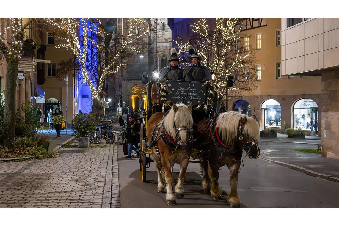 Eine historische Postkutsche des Museums für Kommunikation Nürnberg.