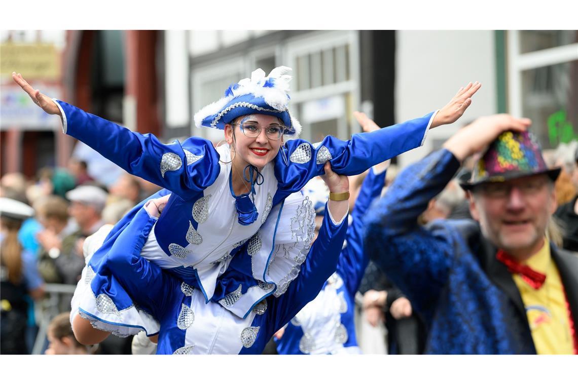 "Eine Stadt voller Leben": Unter diesem Motto erwartet die Gäste beim 61. Hessentag in Fritzlar der traditionelle Festumzug, unter anderem mit dem Katholischen Carnevals Verein 1952 Homberg.