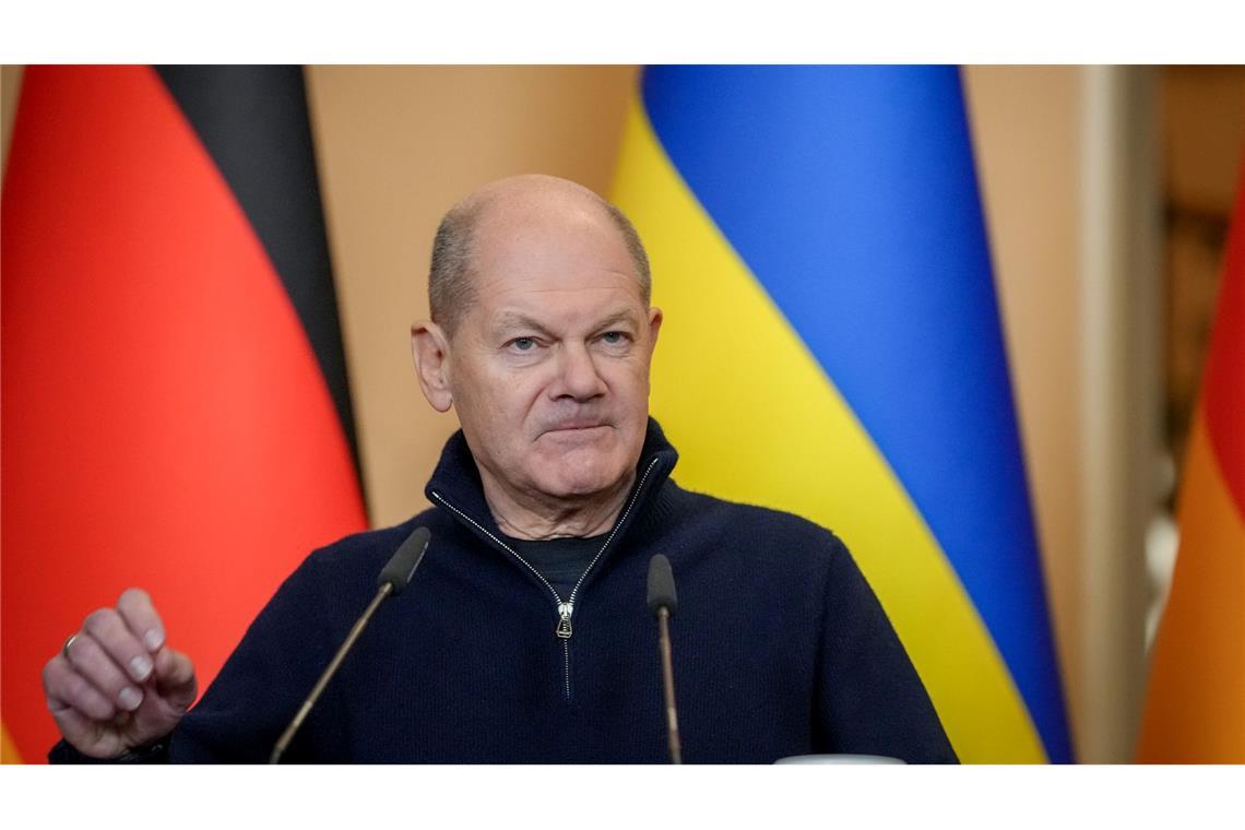 Entschlossene Miene: Scholz in Kiew.