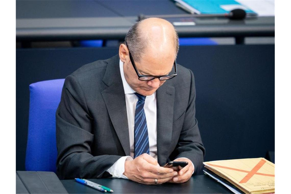Erster Kanzler bei Twitter - Scholz richtet Account ein Erster deutscher Bundeskanzler bei Twitter: Olaf Scholz. Foto: Kay Nietfeld/dpa