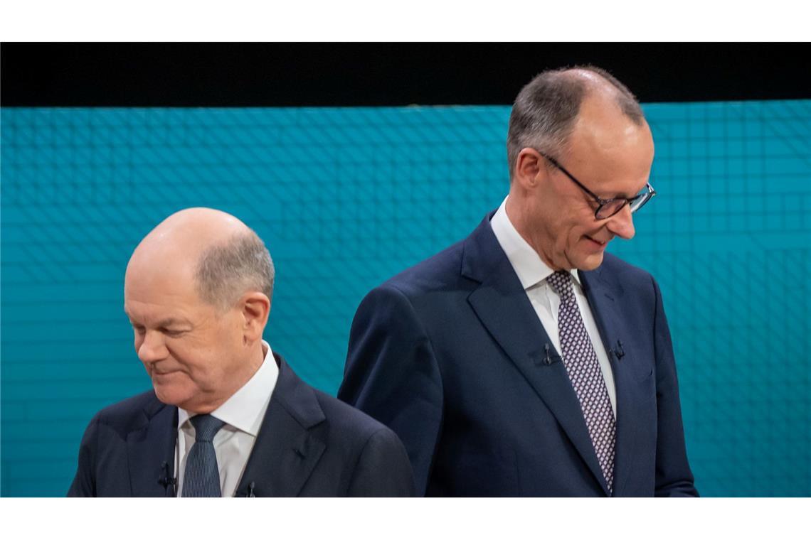 Es kann nur einen geben: Zusammen wollen Friedrich Merz (CDU) und Olaf Scholz (SPD) nicht in ein Kabinett. Zu einer Koalition ihrer Parteien könnte es trotzdem kommen. (Archivbild)