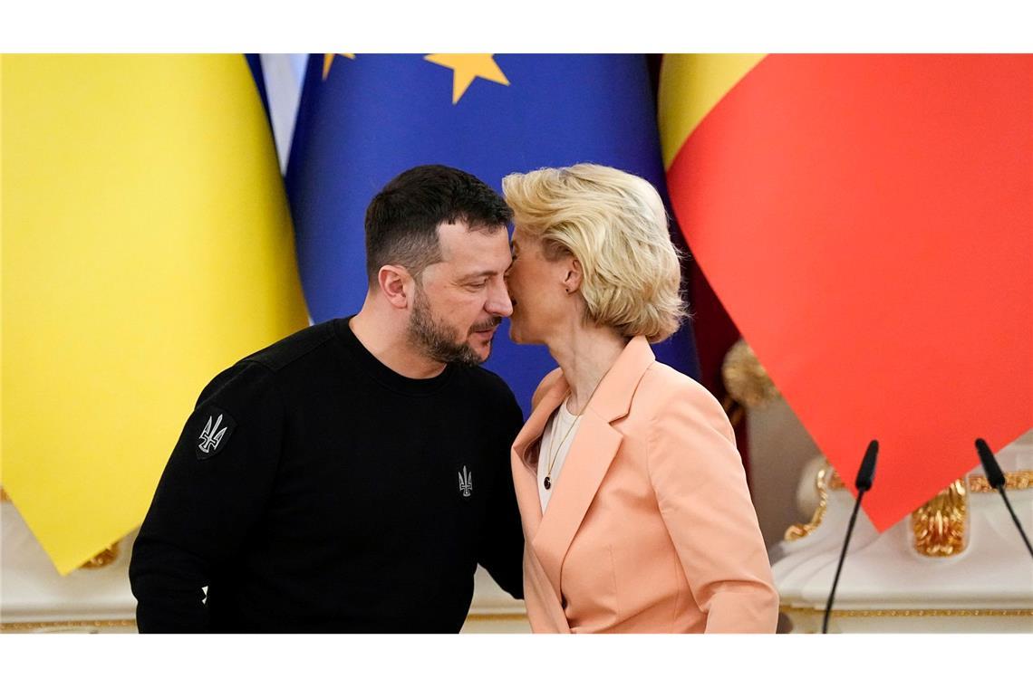 EU-Kommissionspräsidentin von der Leyen hat die Ukraine im Krieg oft besucht. (Archivbild)