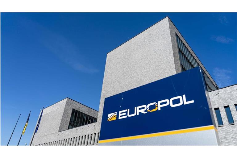 Europol warnt vor der zunehmenden Gefahr von extrem gewalttätigen Kult-Gruppen im Internet.