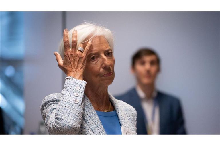 EZB-Präsidentin Christine Lagarde hat die letzte Entscheidung der Europäischen Zentralbank zum Leitzins erklärt.