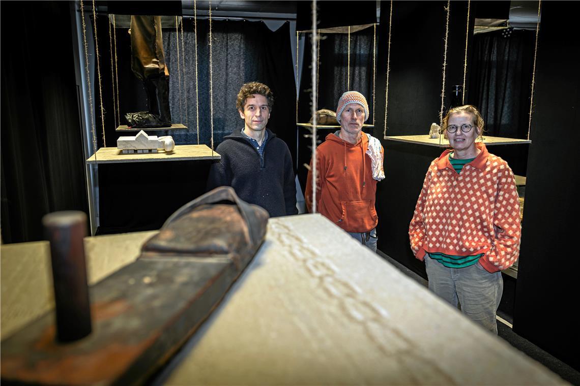 Fabian Baur, Norbert Kempf und Barbara Kastin (von links) haben die neue Ausstellungsreihe initiiert. Foto: Alexander Becher