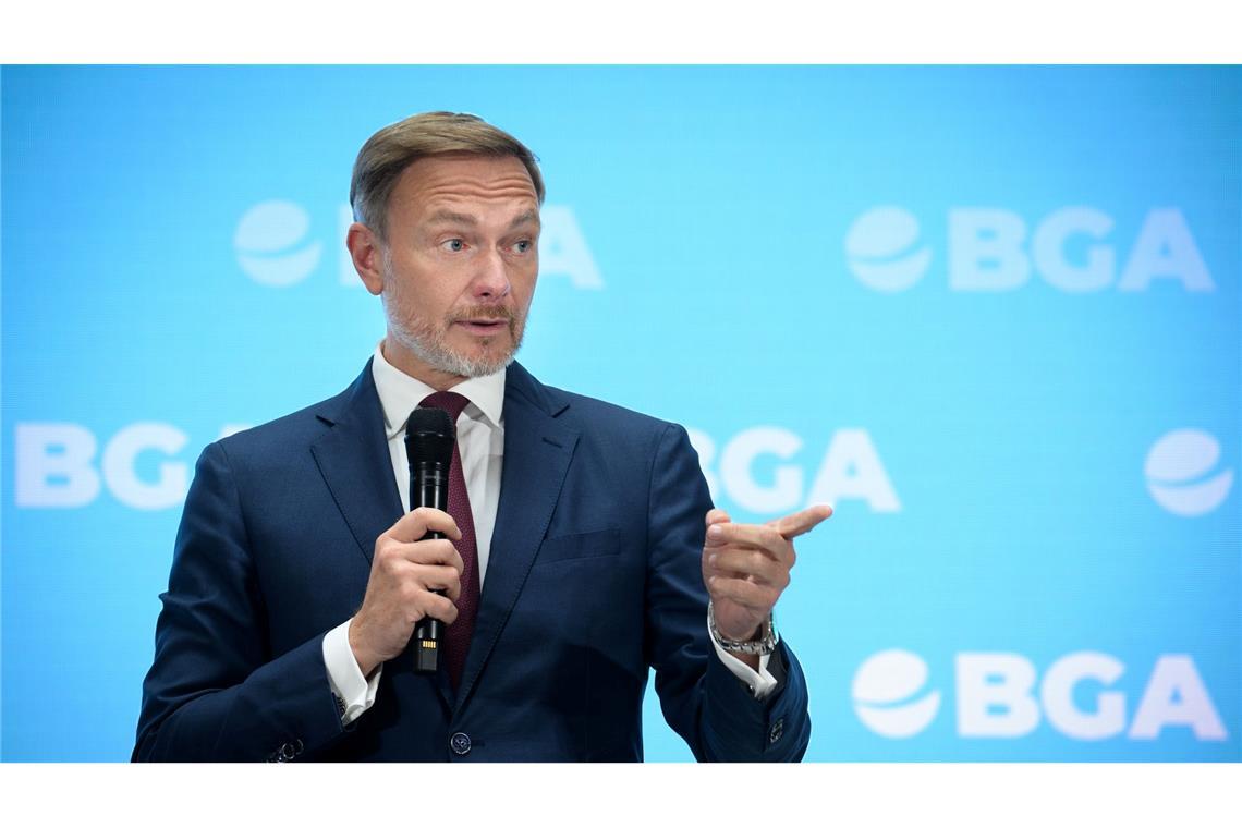 FDP-Chef Lindner hat mit seinen Worten Spekulationen um ein vorzeitiges Ende der Ampel-Koalition befeuert. (Archivbild)