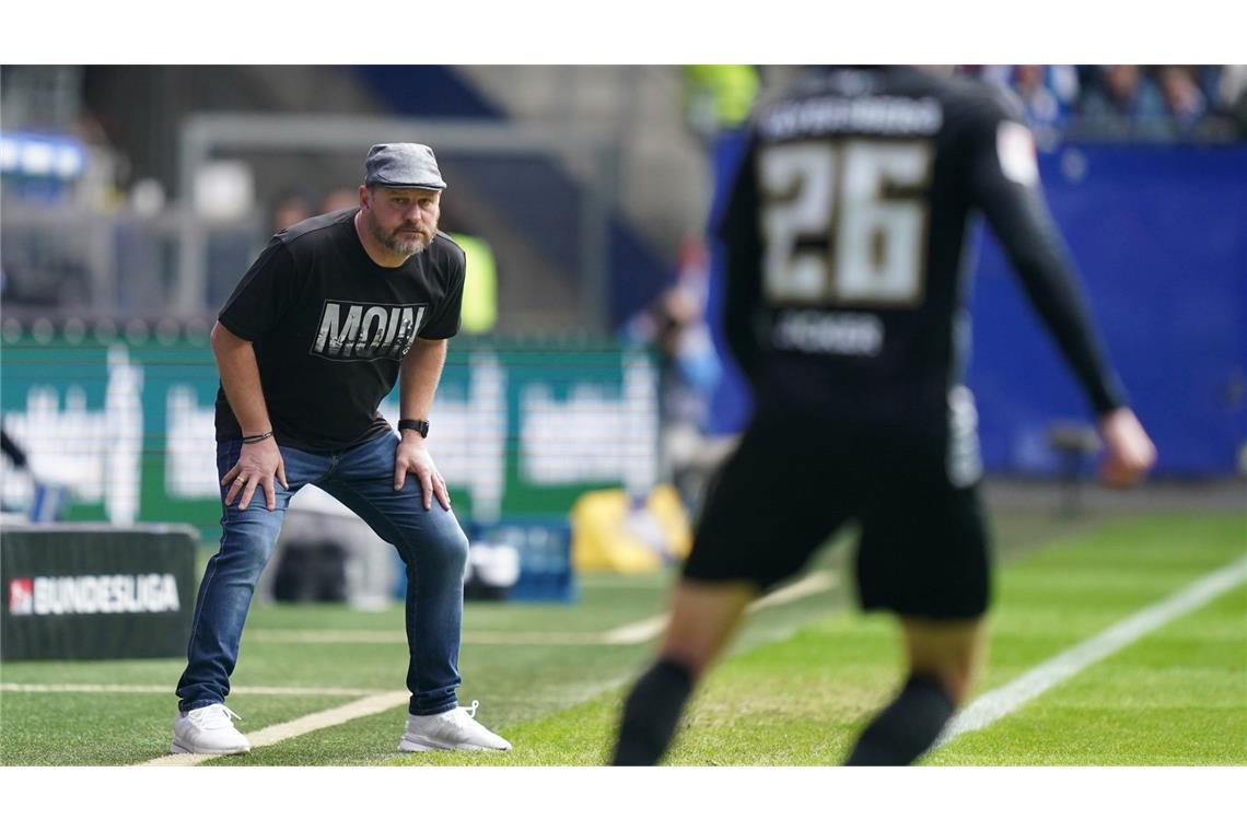 Feierte bei seinem Debüt als HSV-Coach einen knappen Sieg: Steffen Baumgart.