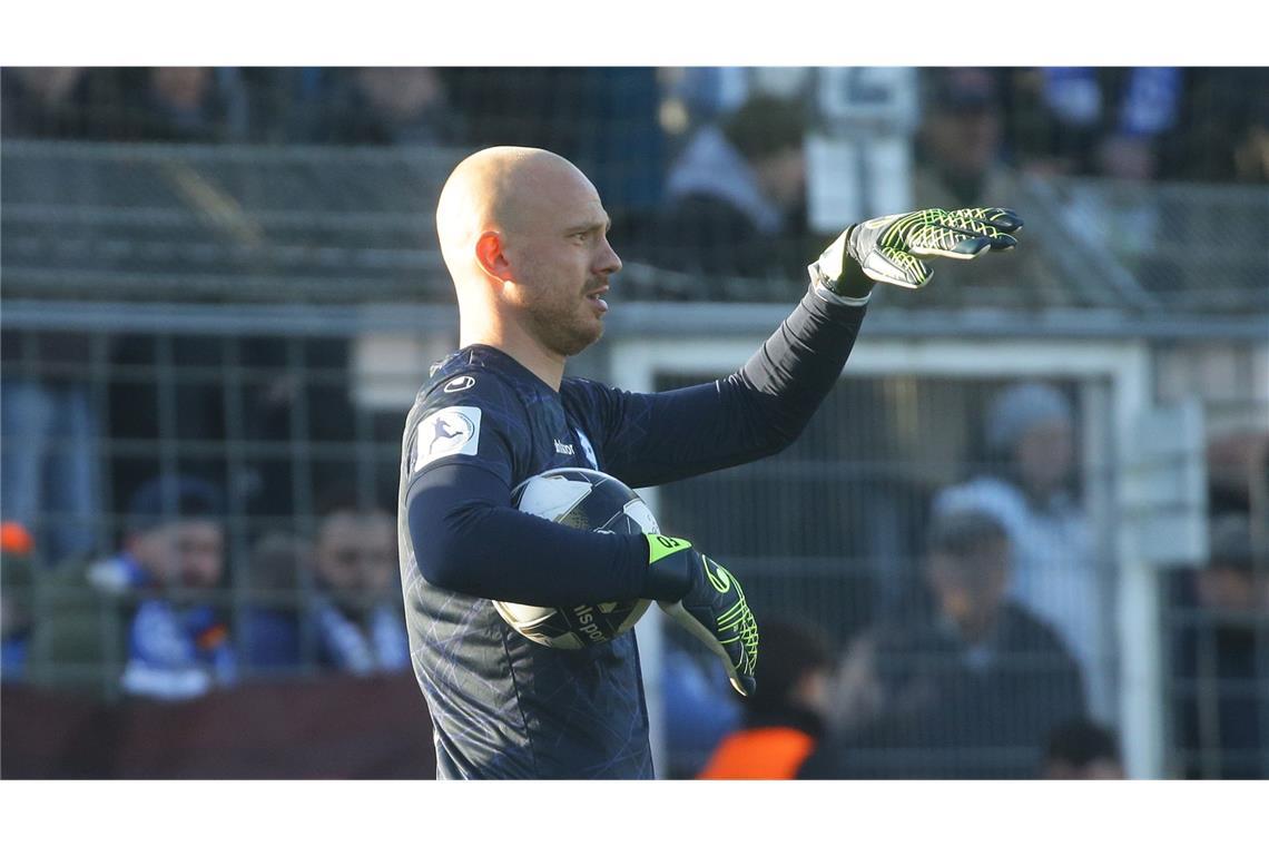 Felix Dornebusch blieb im letzten Spiel des Jahres, am 7. Dezember beim FC 08 Villingen, ohne Gegentor. Auch beim 1:0-Sieg zeigte der konstant starke Kickers-Keeper  einen stabilen Auftritt.