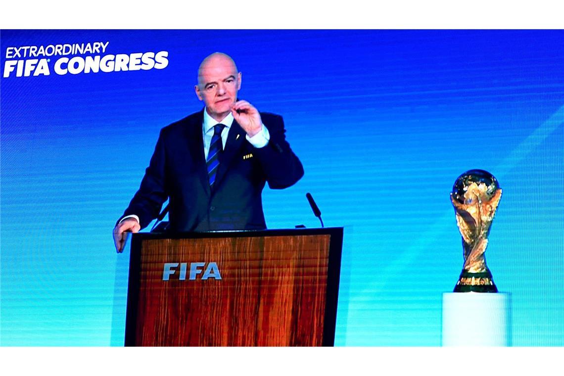 Fifa-Präsident Gianni Infantino gab bekannt, dass die Fußball-WM 2034 in Saudi-Arabien ausgerichtet wird.