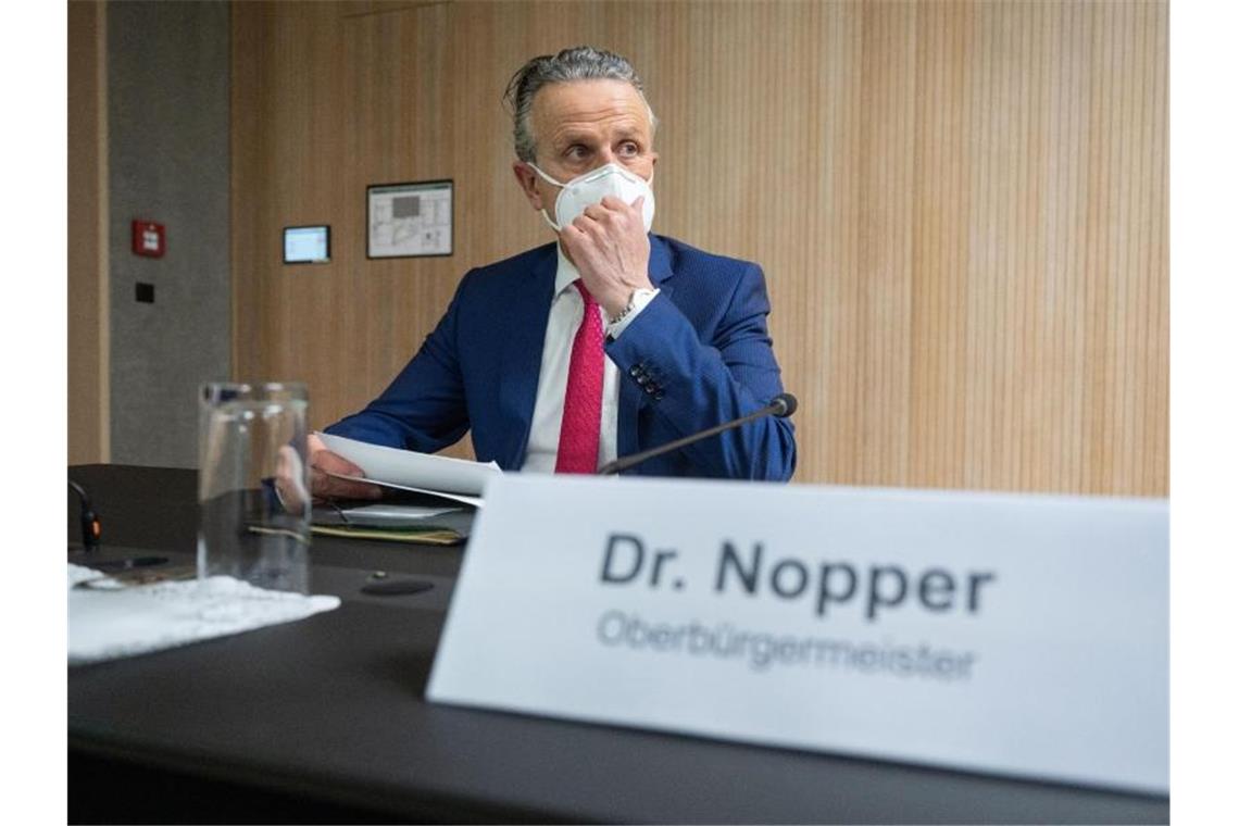 Frank Nopper (CDU) nimmt an einer Sondersitzung eines Innenausschusses teil. Foto: Marijan Murat/dpa/Archivbild