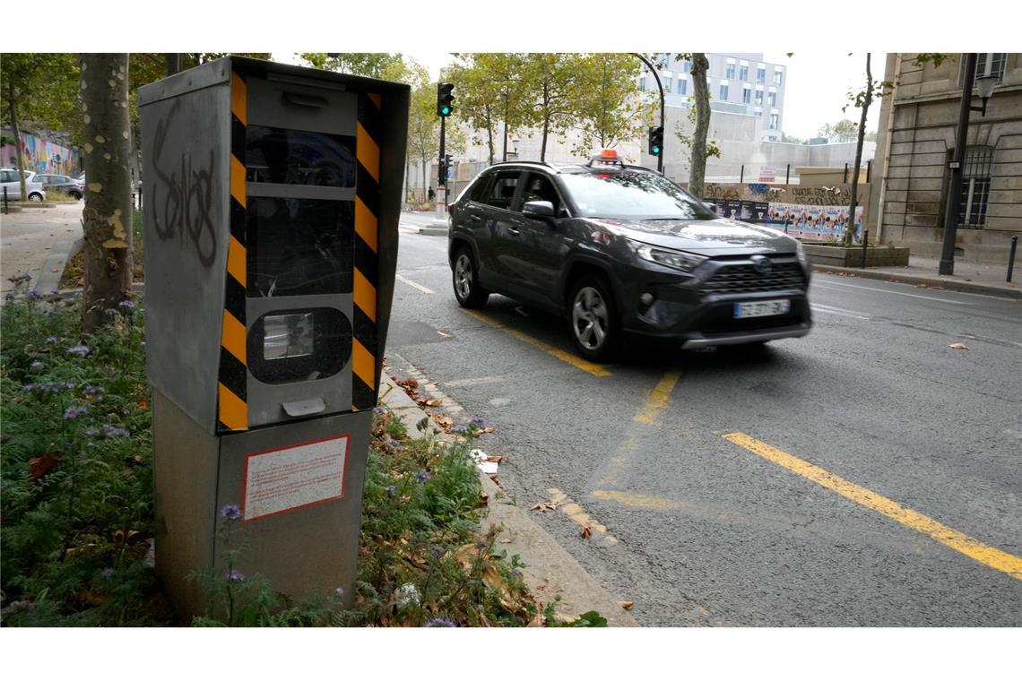 Frankreichs Automobilklub vermutet hinter dem Hochrüsten der Radarfallen staatliche Abzocke (Archivbild).