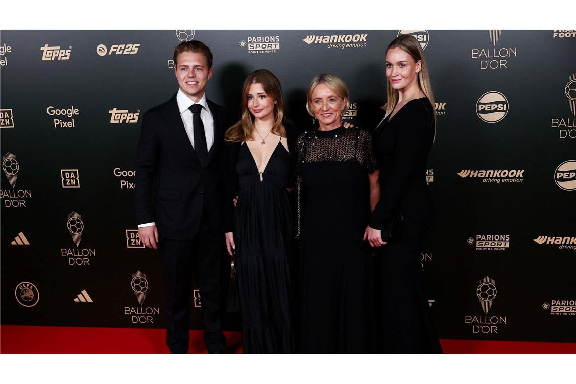 Franz Beckenbauers Familie reiste zur Ballon-d'Or-Gala in Paris.