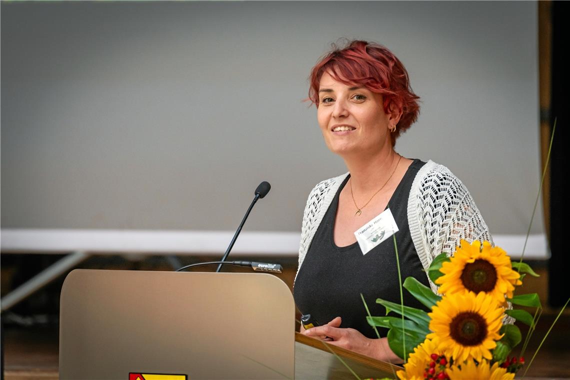 Franziska Hornung vom Naturpark Schwäbisch-Fränkischer Wald berichtete vom Blühwiesenprojekt. Fotos: Alexander Becher