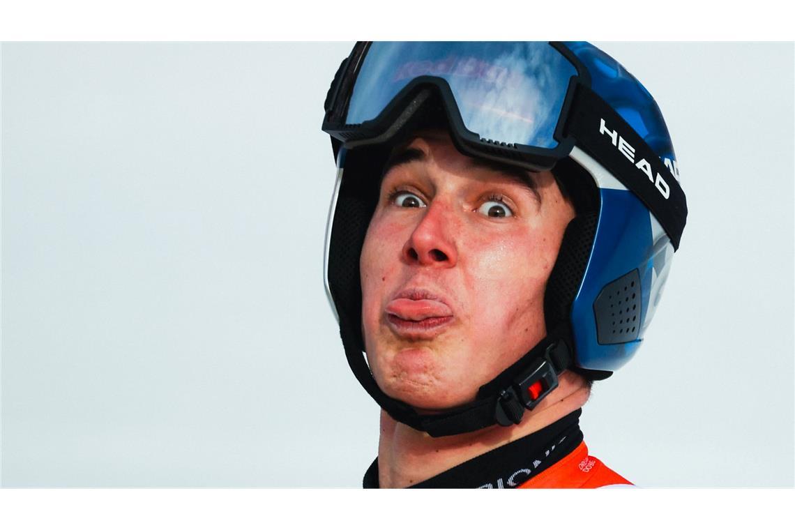 Nächste Schweizer Ski-Show: von Allmen entzaubert Odermatt Frecher Sieger: Der Schweizer Franjo von Allmen sicherte sich WM-Gold in der Abfahrt.