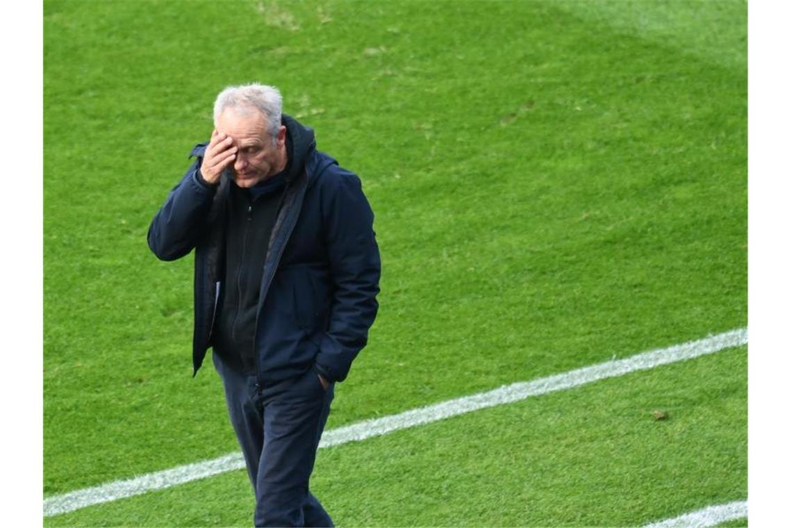 Freiburgs Trainer Streich: Keller-Abgang beim DFB schade Freiburgs Trainer Christian Streich am Spielfeldrand. Foto: Annegret Hilse/Reuters-Pool/dpa/archivbild