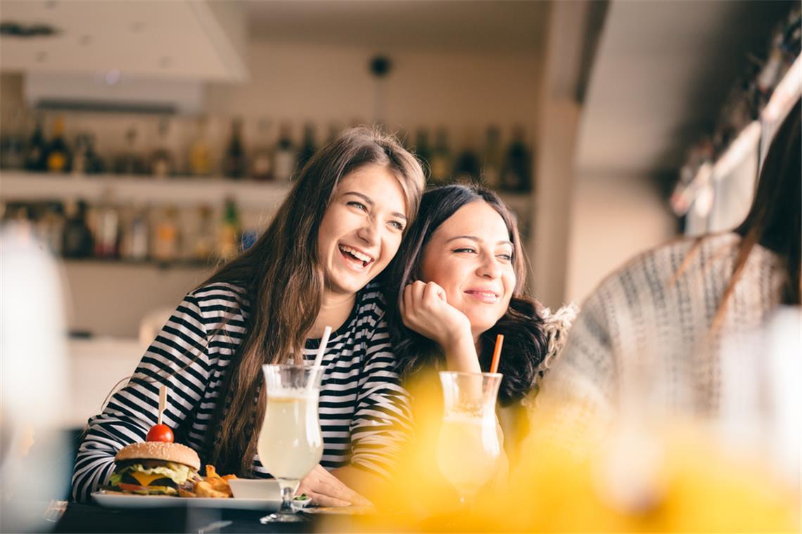 Freundinnen feiern - darum geht es beim Galentine's Day.