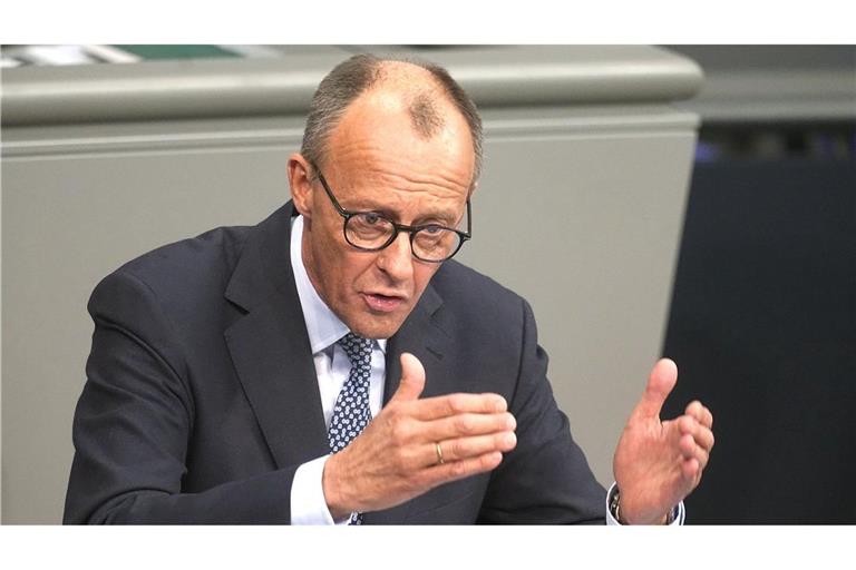 Friedrich Merz hat die CDU-Abgeordneten auf harte Auseinandersetzungen im Wahlkampf eingestimmt (Symbolbild).