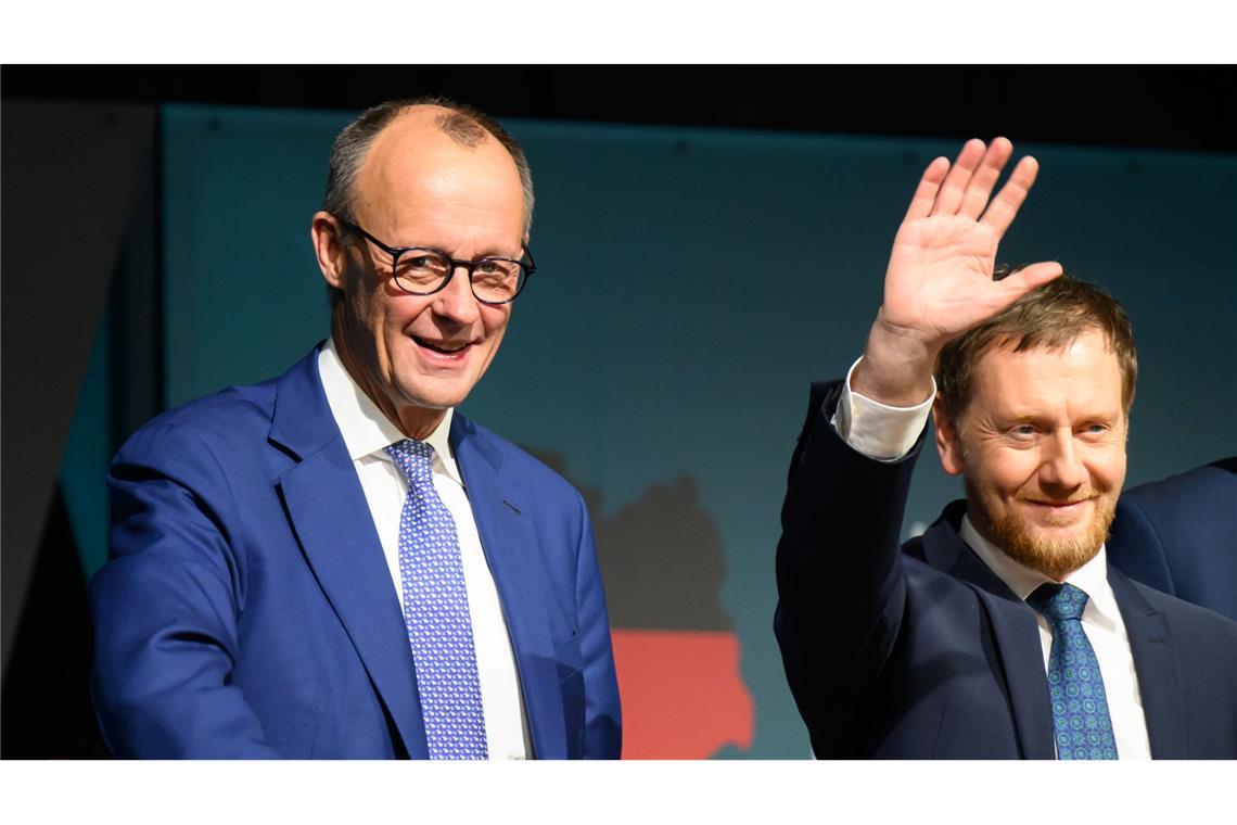 Friedrich Merz (links) bei einem Wahlkampfauftritt mit dem sächsischen Ministerpräsidenten Michael Kretschmer in Dresden.