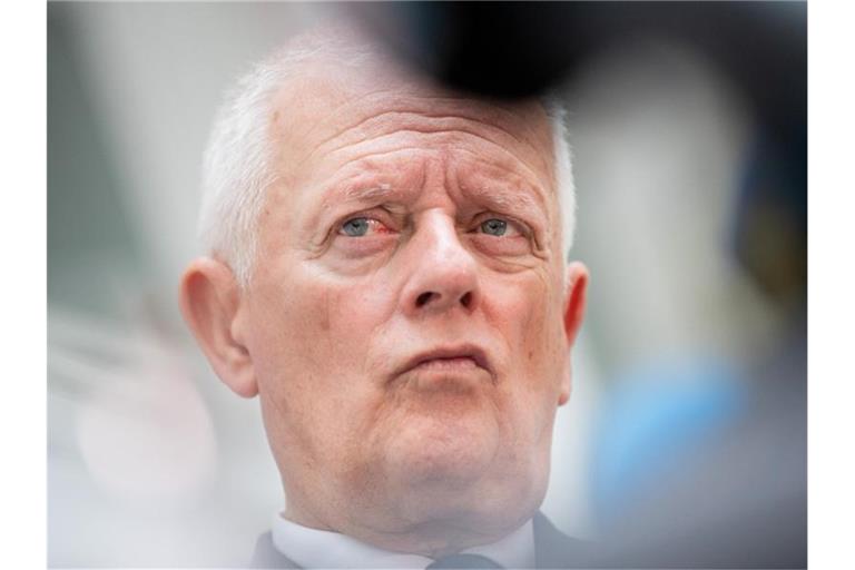 Fritz Kuhn (Bündnis 90/Die Grünen), Oberbürgermeister von Stuttgart, nimmt an einer Pressekonferenz teil. Foto: Tom Weller/dpa