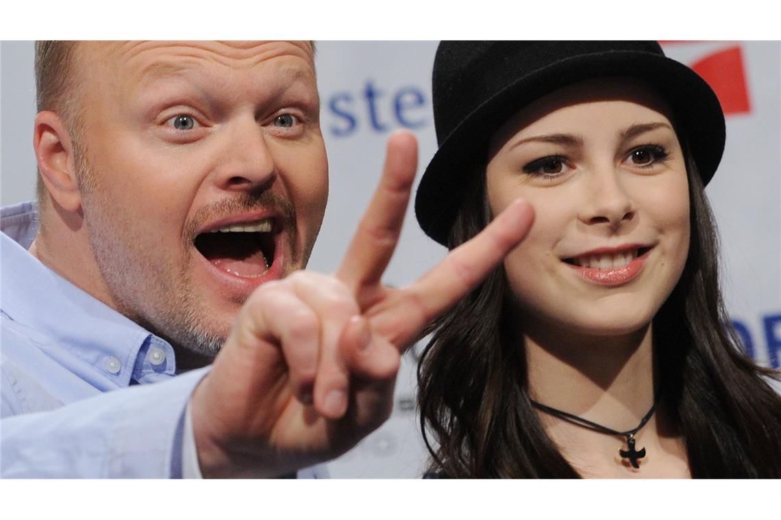 Früher stand Deutschland besser da: Stefan Raab im Jahr 2010 mit ESC-Siegerin Lena Meyer-Landrut. (Archivbild)