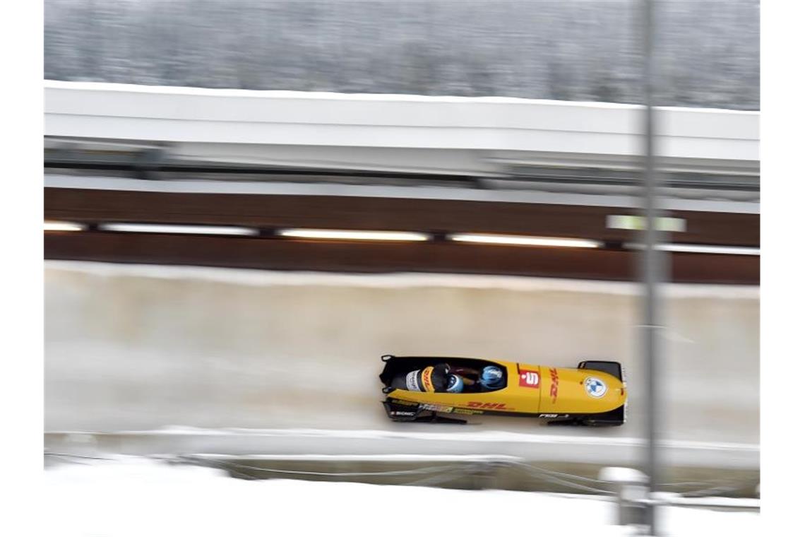 Zweierbob in Winterberg: Friedrich gewinnt vor Lochner Fuhren in Winterberg Bahnrekord: Francesco Friedrich und Alexander Schüller. Foto: Caroline Seidel/dpa