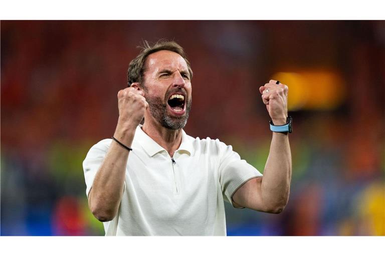 Gareth Southgate  jubelt über den Sieg und den Einzug in das EM-Finale.