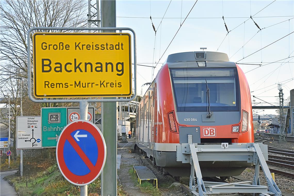 Geht am Backnanger Bahnhof ab Mittwoch aufgrund des Streiks wieder nichts mehr? Symbolbild: Tobias Sellmaier