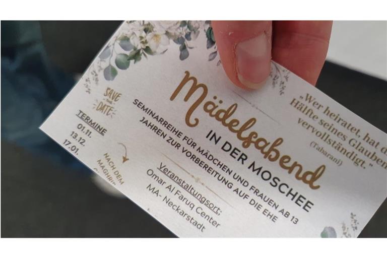 Gestaltet wie eine Hochzeitseinladung: der Mädelsabend in Mannheim.