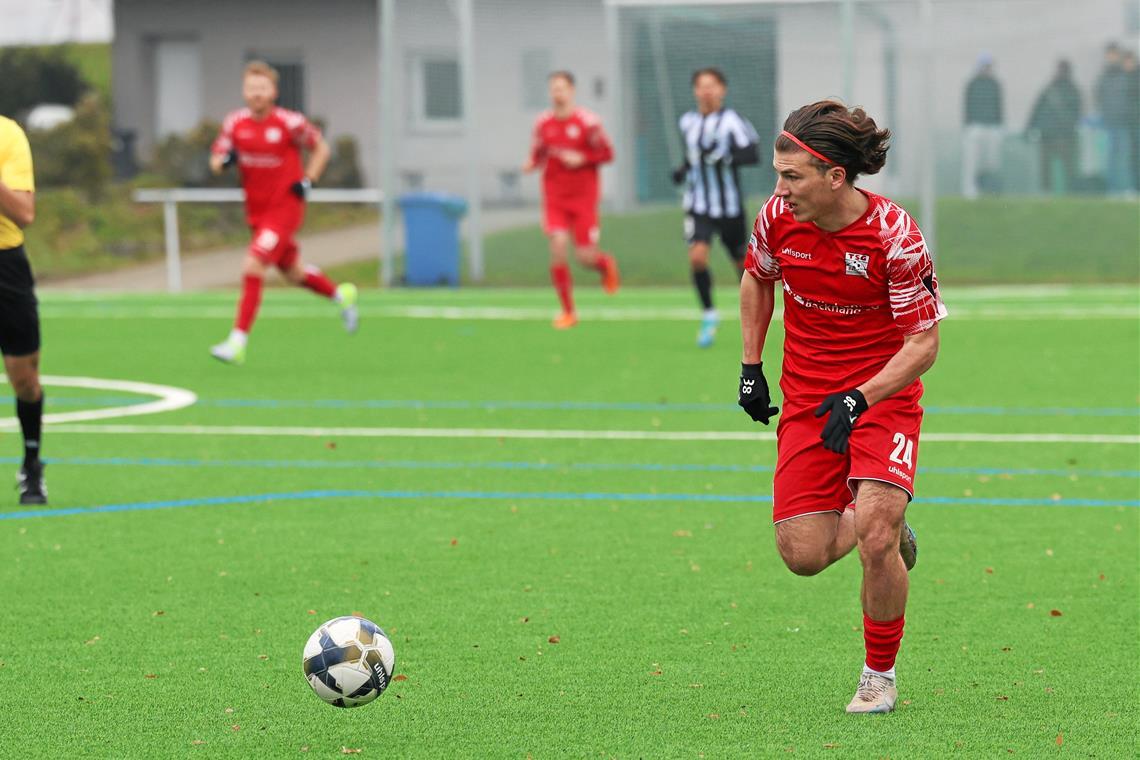 Gianni Mollo hat beide Elfmeter rausgeholt und einen selbst verwandelt. Foto: Alexander Hornauer