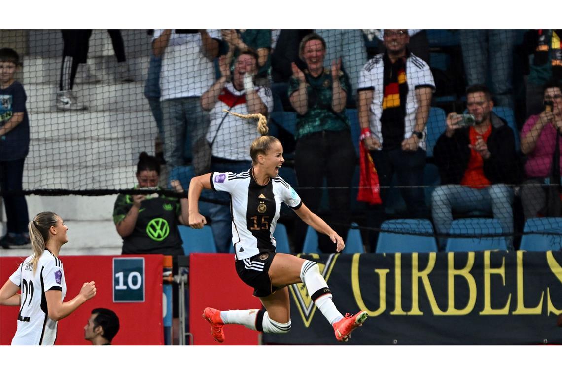 Giulia Gwinn wird die DFB-Elf gegen Österreich als Kapitänin anführen.