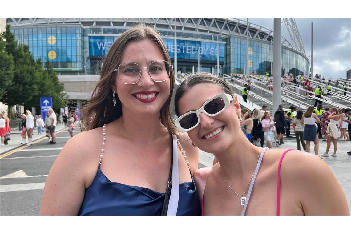 Glücklich in London: die Schwestern Lea und Romy.