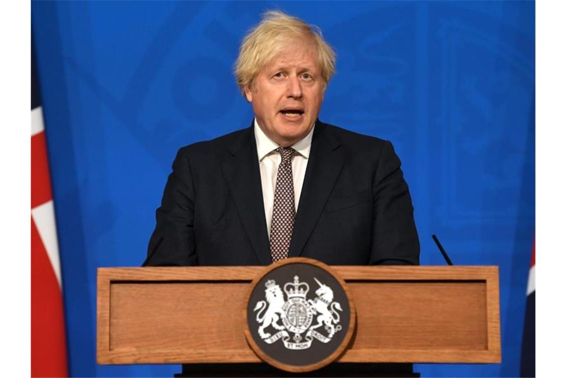 Premier Johnson verkündet Ende der Corona-Regeln Großbritanniens Premier Boris Johnson will am 19. Juli alle Corona-Maßnahmen beenden. Foto: Daniel Leal-Olivas/PA Wire/dpa