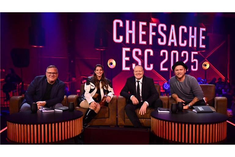 Halbzeit beim ESC-Vorentscheid - die Jury wirkt zufrieden.