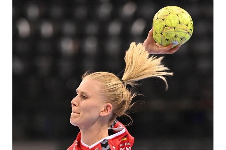 Handball-Spielerin Kim Naidzinavicius. Foto: Marijan Murat/dpa/Archivbild