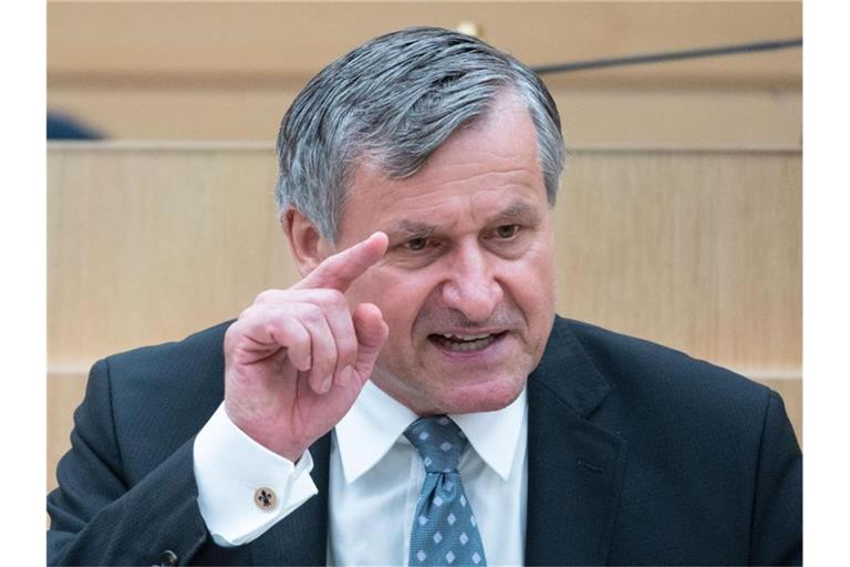 Hans-Ulrich Rülke (FDP), Vorsitzender der FDP-Fraktion im Landtag von Baden-Württemberg, spricht. Foto: Marijan Murat/dpa