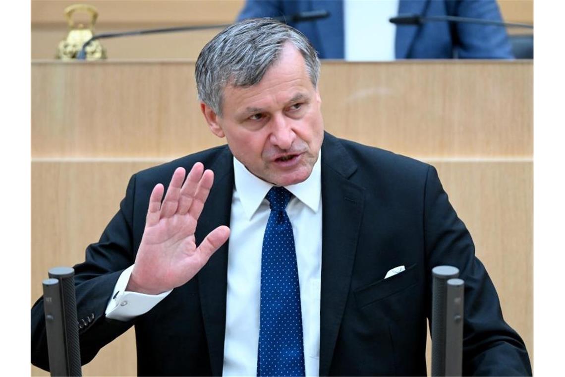 Hans-Ulrich Rülke spricht im Landtag. Foto: Bernd Weißbrod/dpa