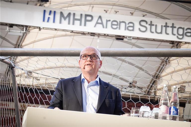 Harte Analyse: LBBW-Chef Rainer Neske bei seinem Auftritt beim Stuttgarter Wirtschaftsempfang in der MHP-Arena .