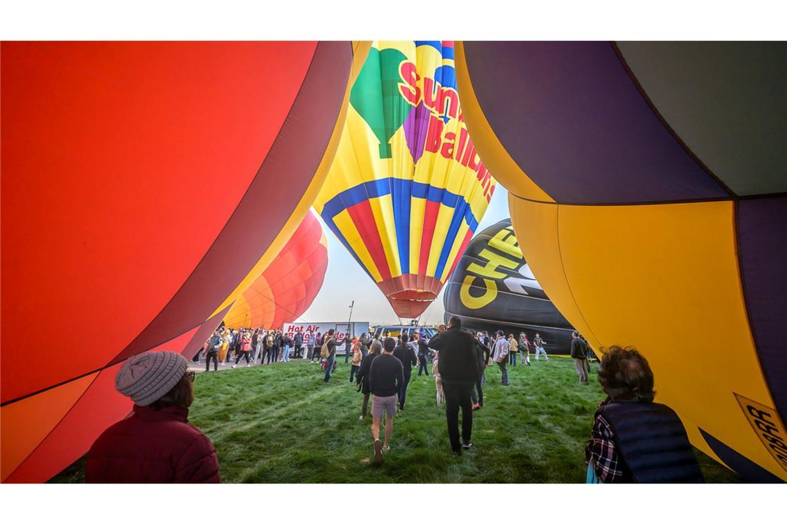 Heiße Luft und los: das internationale Heißluftballon-Festival in Albuquerque (USA)